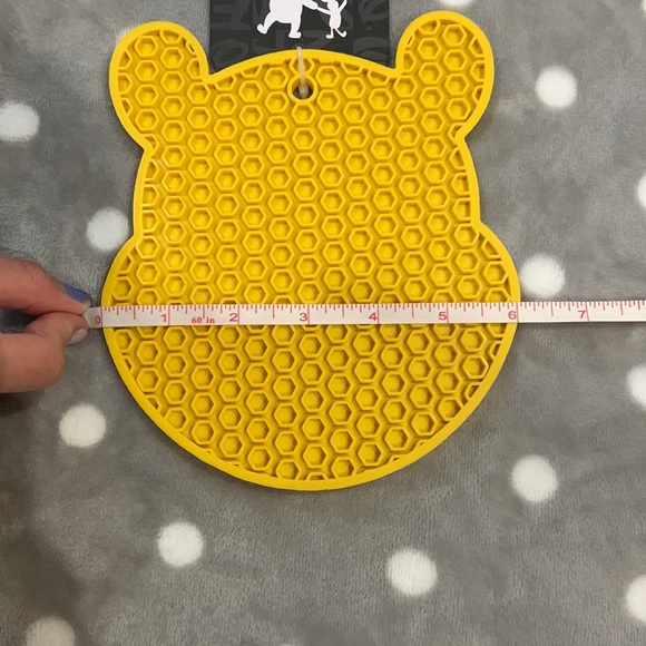 Disney Winnie the Pooh Silicone Trivet - Picture 6 of 7